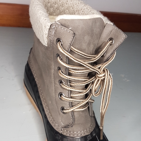 Low ankle duck boot - Picture 4 of 6